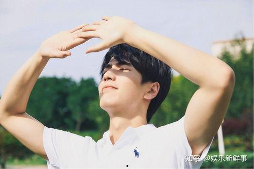 吃瓜娱乐圈张凌赫是谁,娱乐圈新晋“吃瓜王”的崛起之路  第2张